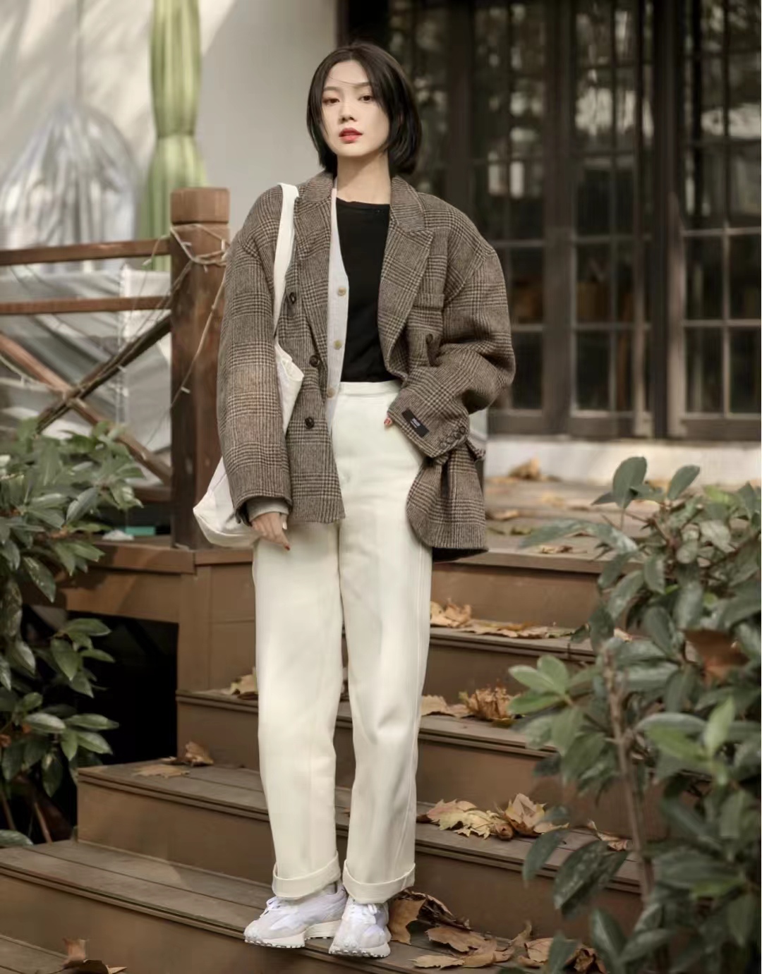 现在流行什么裤子最好看,今年流行裤子是什么风格