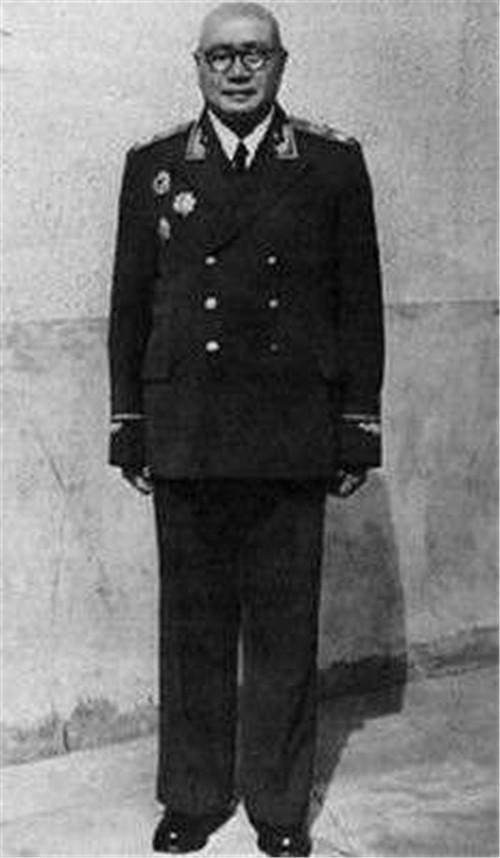 打印度前众将有分歧，*伯承刘**出面镇场子，告诫部下一句话影响至今