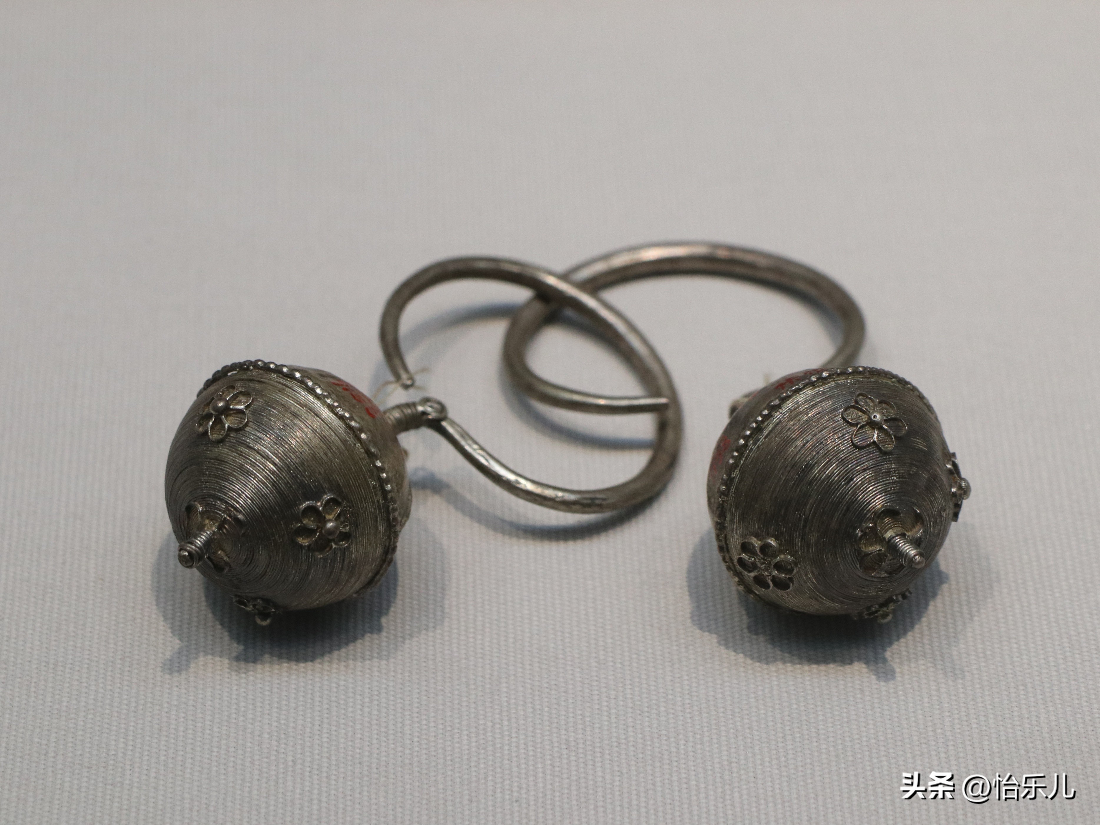 云南最著名的银饰,云南银饰元素