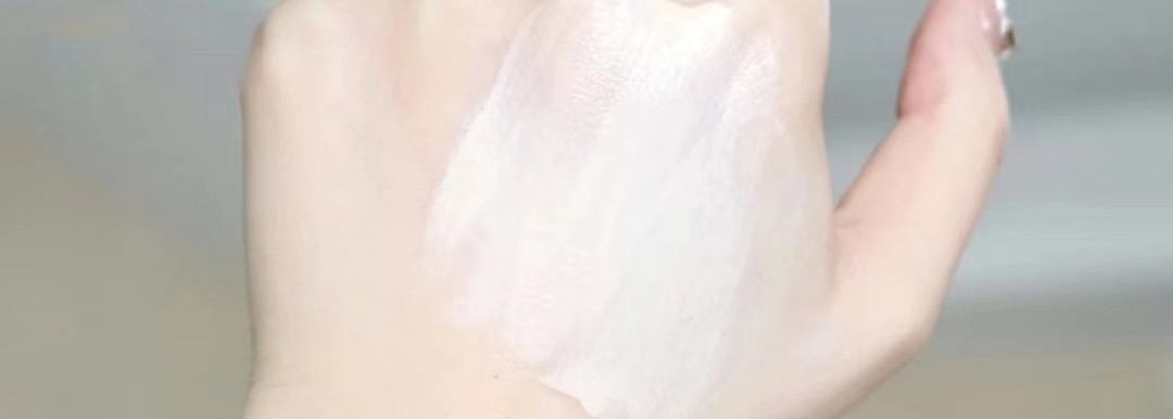 热门彩妆cpb护肤品测评,cpb妆前乳和玫珂菲