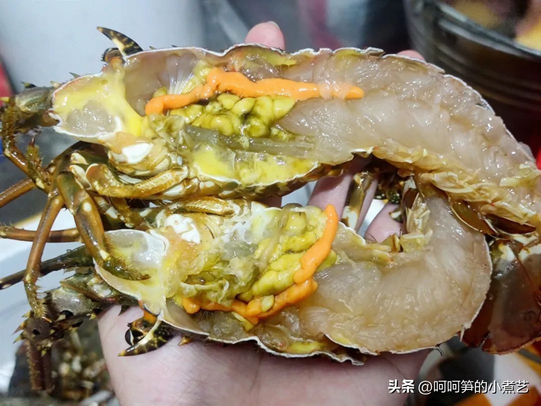 蒜蓉蒸小青龙的蒜蓉熬制,蒜蓉酱蒸小青龙