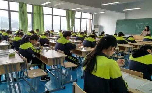 进入高三成绩差的原因,高三学生成绩差怎么学习