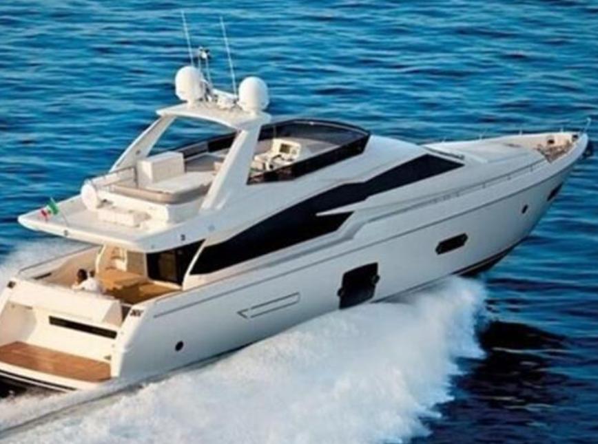 女子花钱如流水诈骗千万元被抓,一女子被诈骗2000万