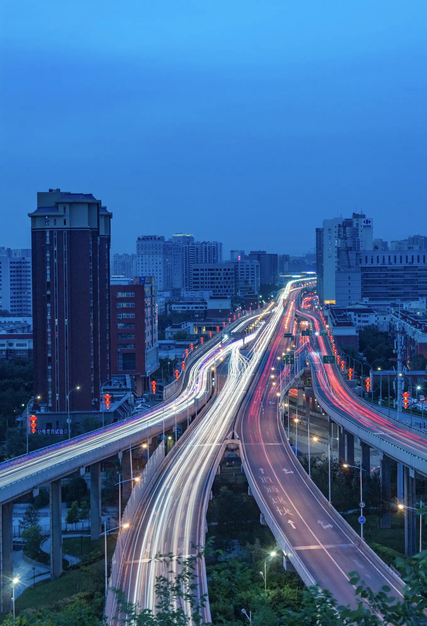 乌鲁木齐有没有国际商贸城,乌鲁木齐商贸物流中心