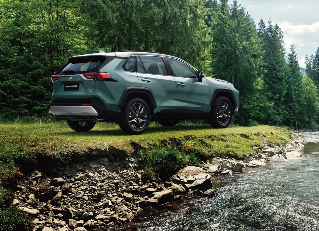 rav4和途昂哪个档次高,途观对比丰田rav4