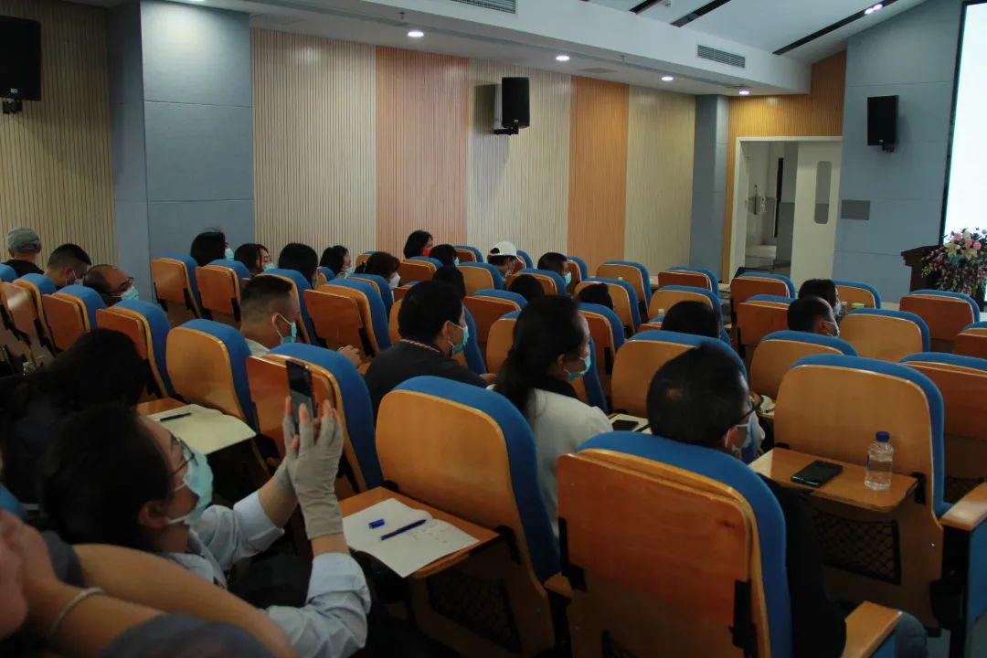 青春期父母与孩子沟通技巧,青春期孩子有效沟通家长感悟