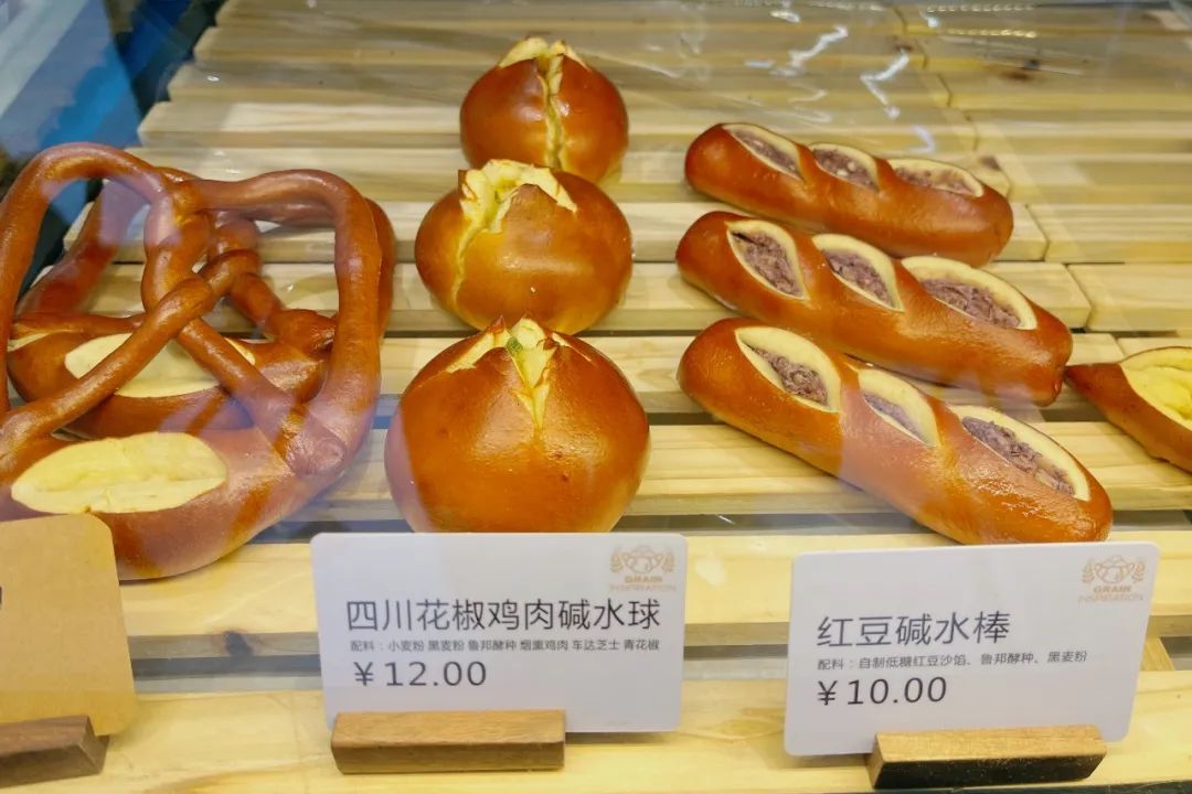 赞美面包的经典语句,赞美面包味道的句子