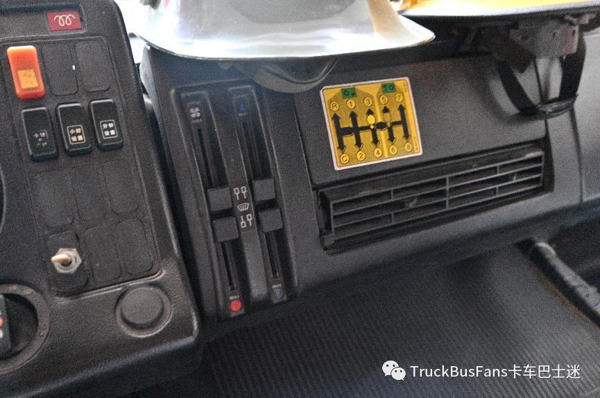 红色战车老消防车,红色北奔消防车