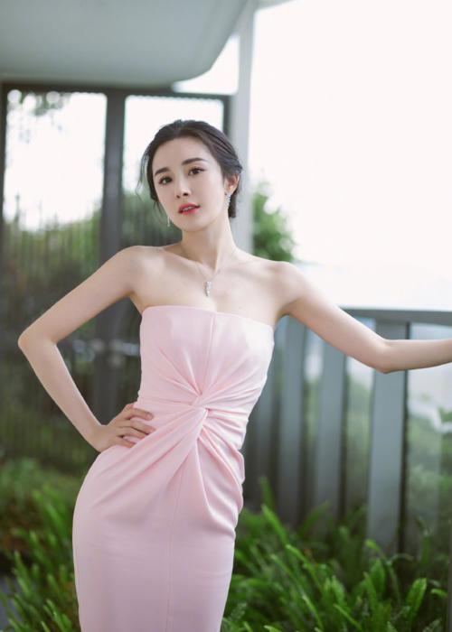 女性45公斤标准体重对应身高,152的女生的标准体重对照表