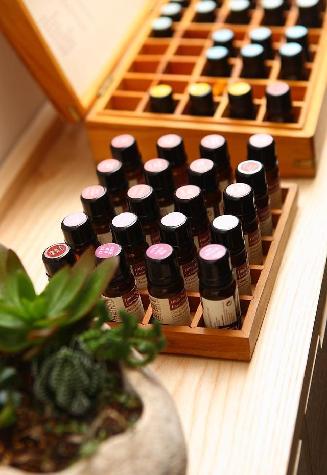 玫瑰精油护肤的功效与作用,叶子草玫瑰精油