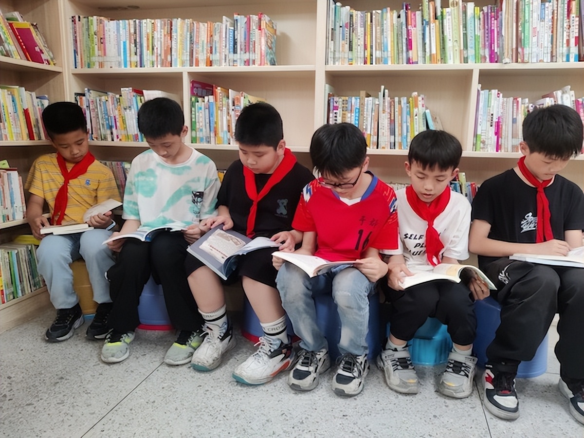 cctvnews暖心视频,cctvnews致青春