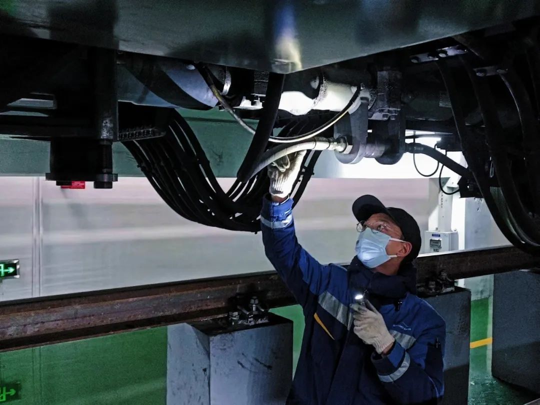 成都地铁18号线转7号线需要出站吗,地铁18号线快线最新线路图