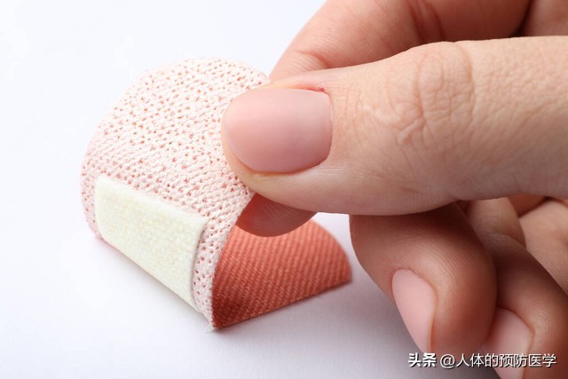 口腔溃疡舌头溃疡吃啥药,咬嘴了用什么药能预防溃疡