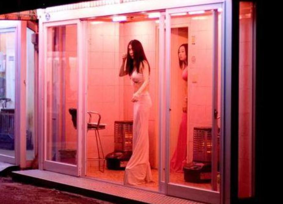 2002年韩日世界杯韩国vs西班牙,韩国人自己评价02年韩国足球事件