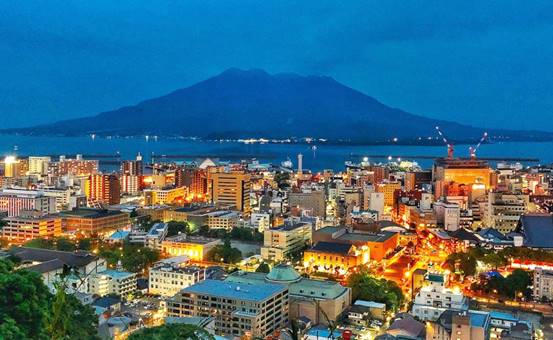 日本最盛产烧酒的岛屿，最知名的却是中国名称，深深感到自豪！