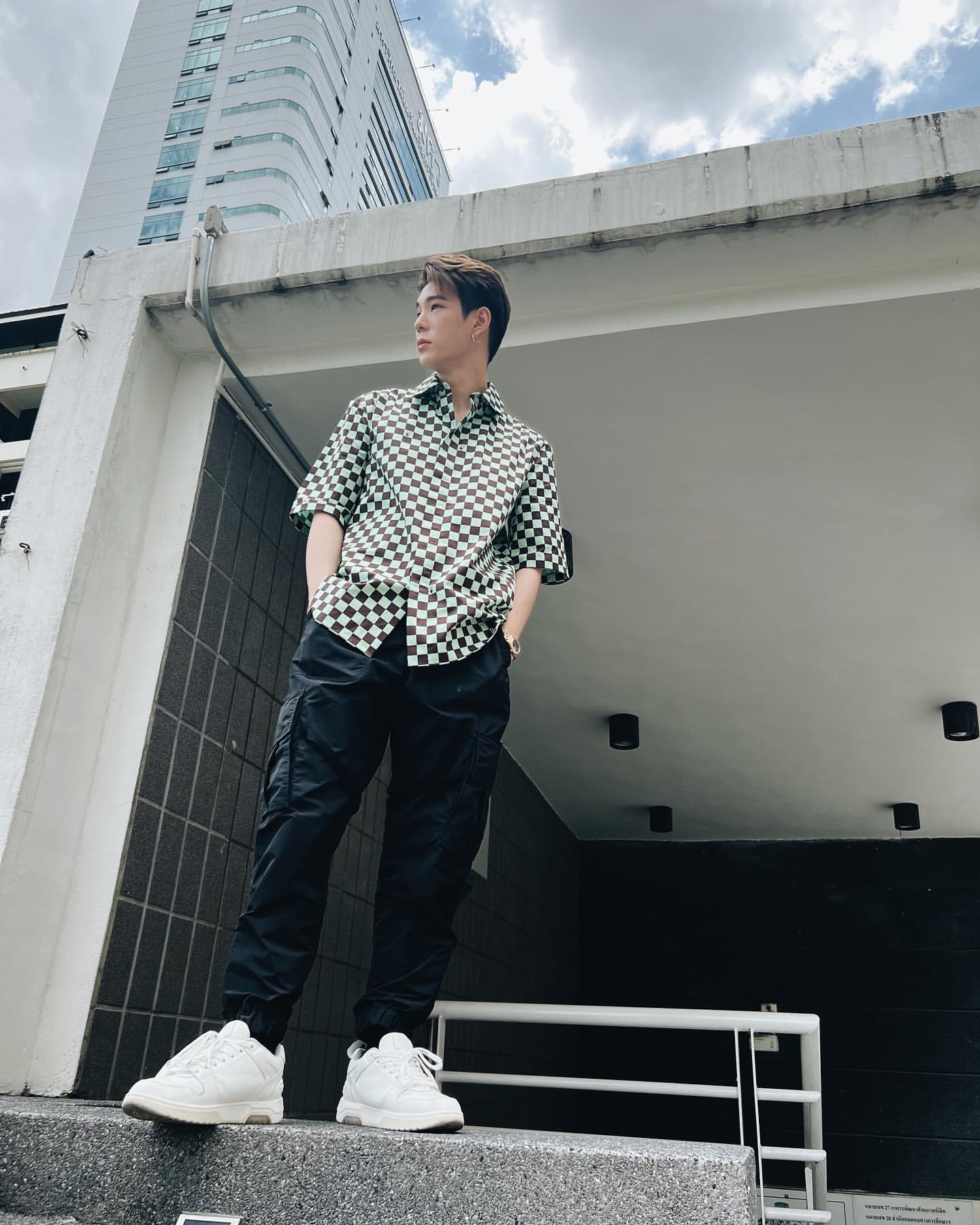 泰国仔Jaylerr穿搭：长得好看又有钱的人，平时是怎么穿衣的？