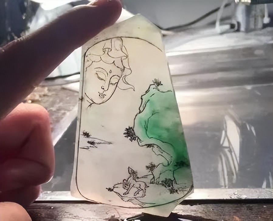 翡翠新手赌哪个场口,新手买翡翠手镯须知