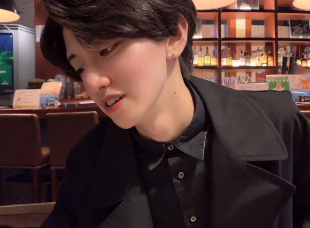 500元租到日本“蔡徐坤”当男友？网友：对不起，倒贴都不要…