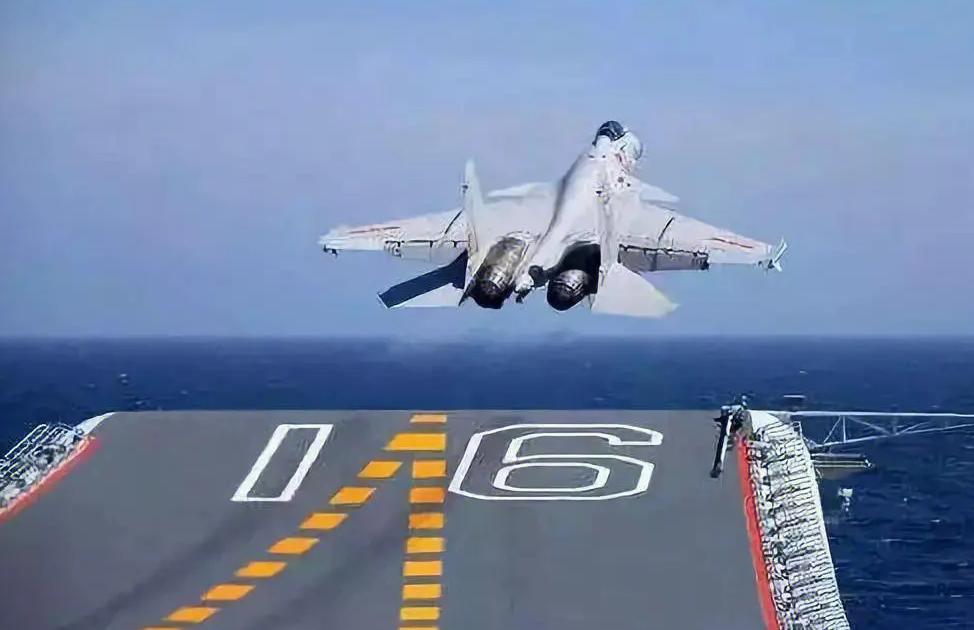 瓦良格号巡洋舰现状,瓦良格号舰买回来的过程