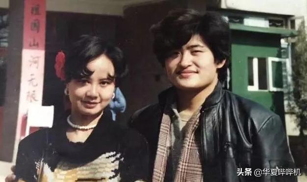 家中建酒吧，一个人去办结婚登记，刘欢是个怎样的人？