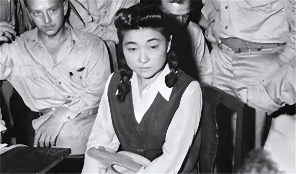 太平洋妖妇：那个让无数美国大兵神魂颠倒的女人