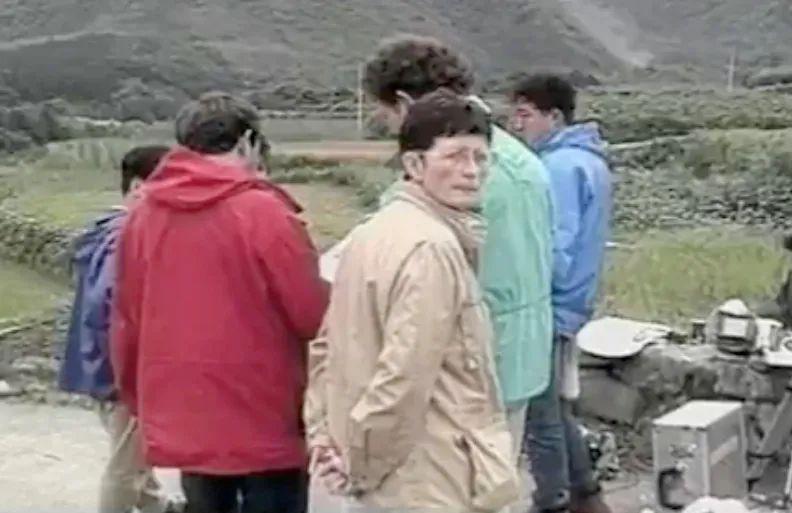 火山爆发涉及地理知识,火山爆发太震撼了视频