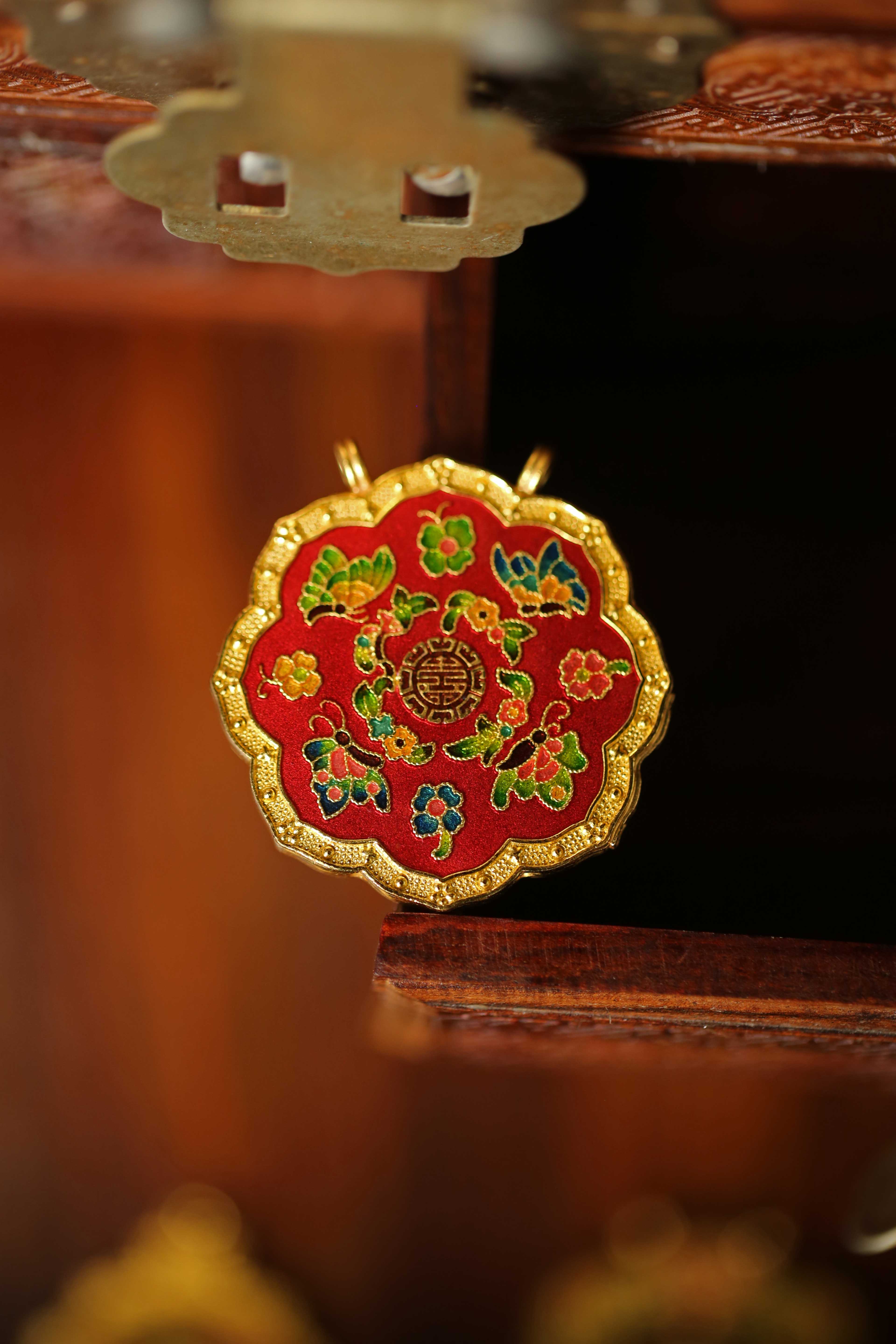 诠释古法黄金的高贵神韵,顶级黄金艺术