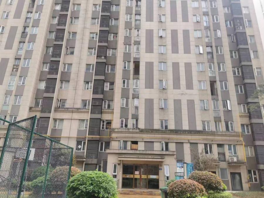 当代滨江，长沙金融中心的法拍房，低于市场价4500每平