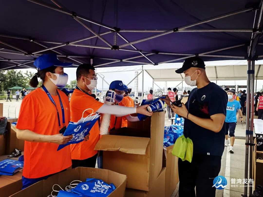 “大连人”主场首战，燃起足球盛夏！