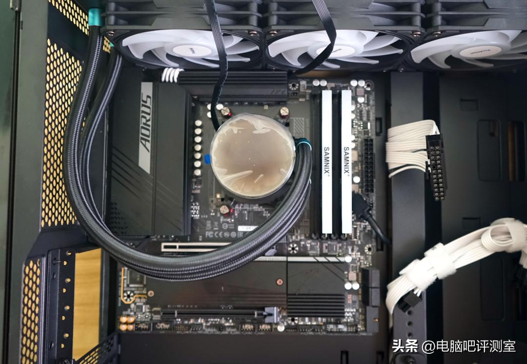 【整个花活】4T移动系统盘！+AMD全家桶装机