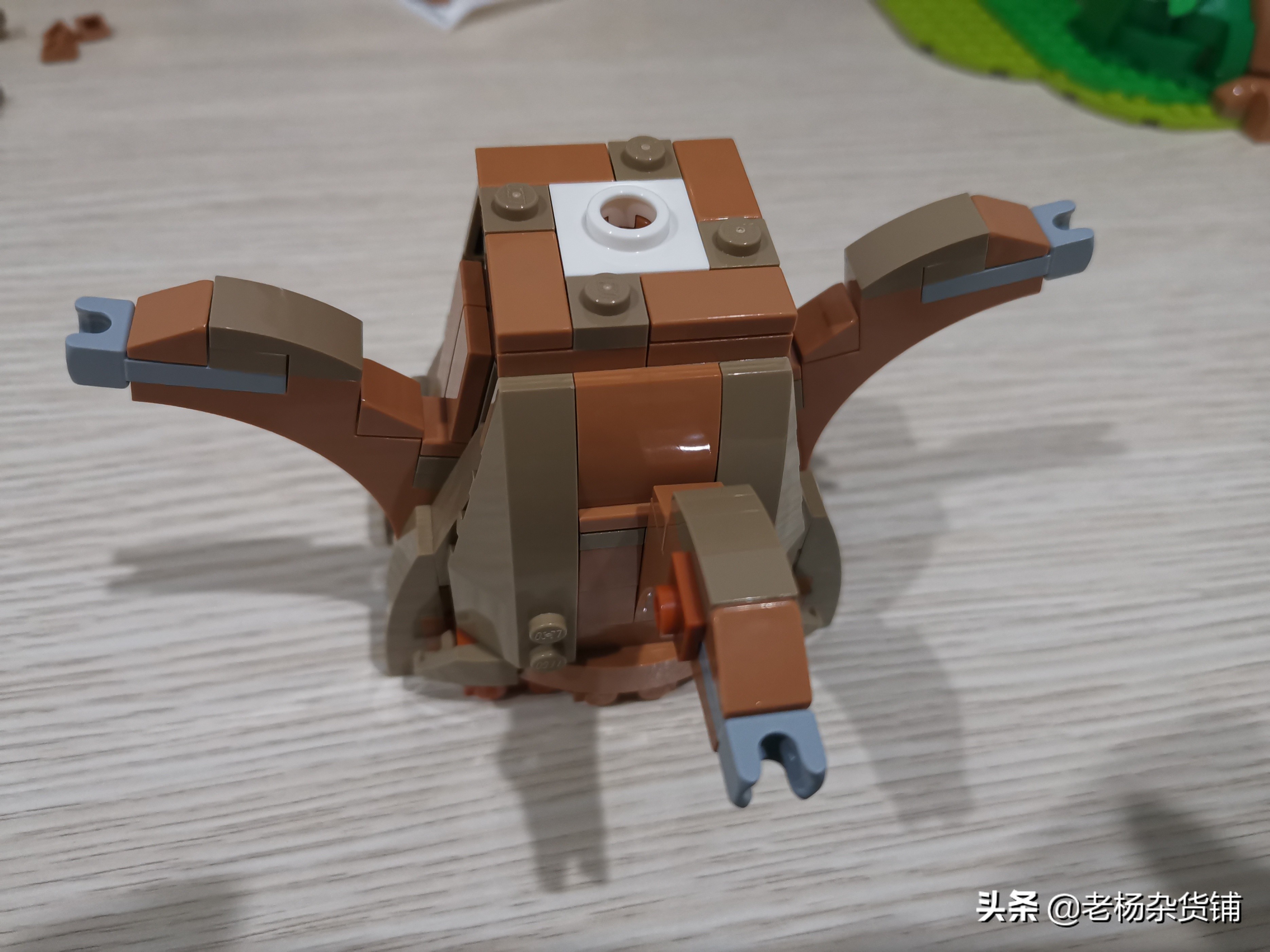 LEGOIEDAS系列21326超萌超好玩的小熊维尼树屋开箱评测