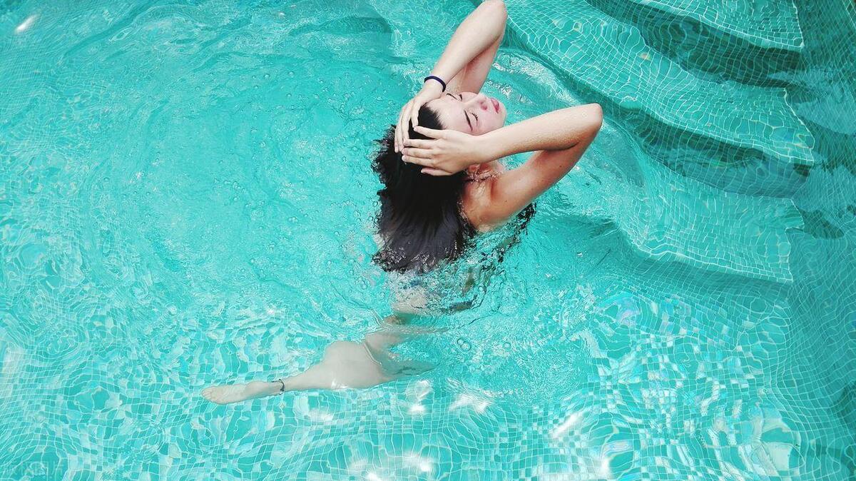 教您夏季合理健身,充满激情充满活力的健身运动