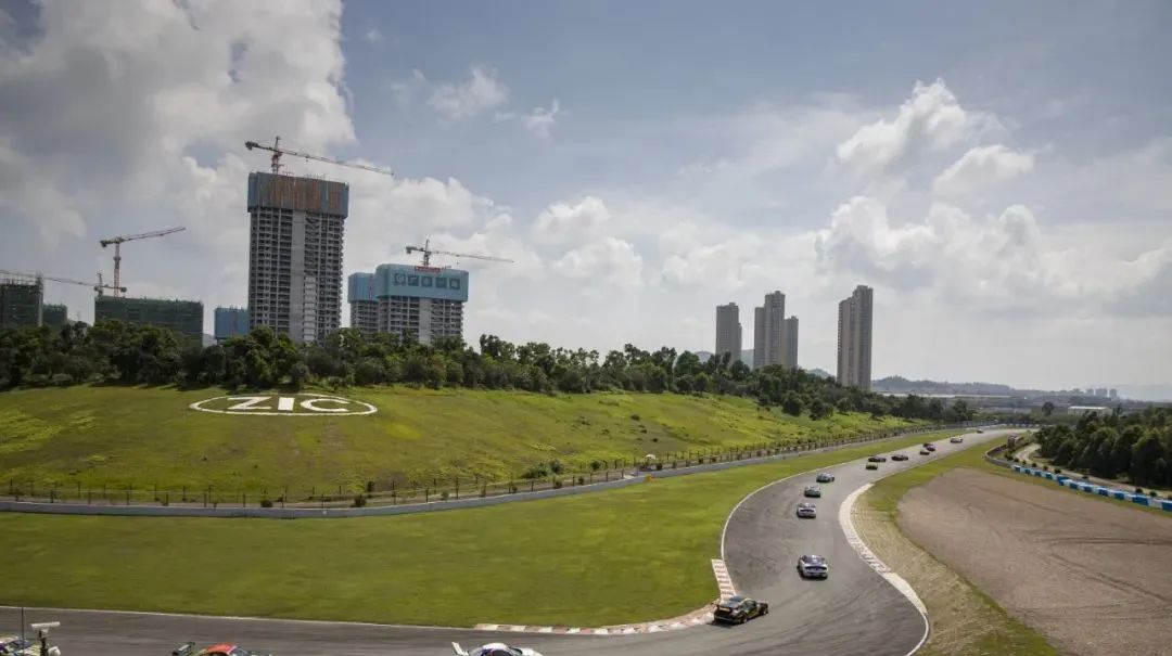 理想l8理想one解读,理想L8和理想ONE