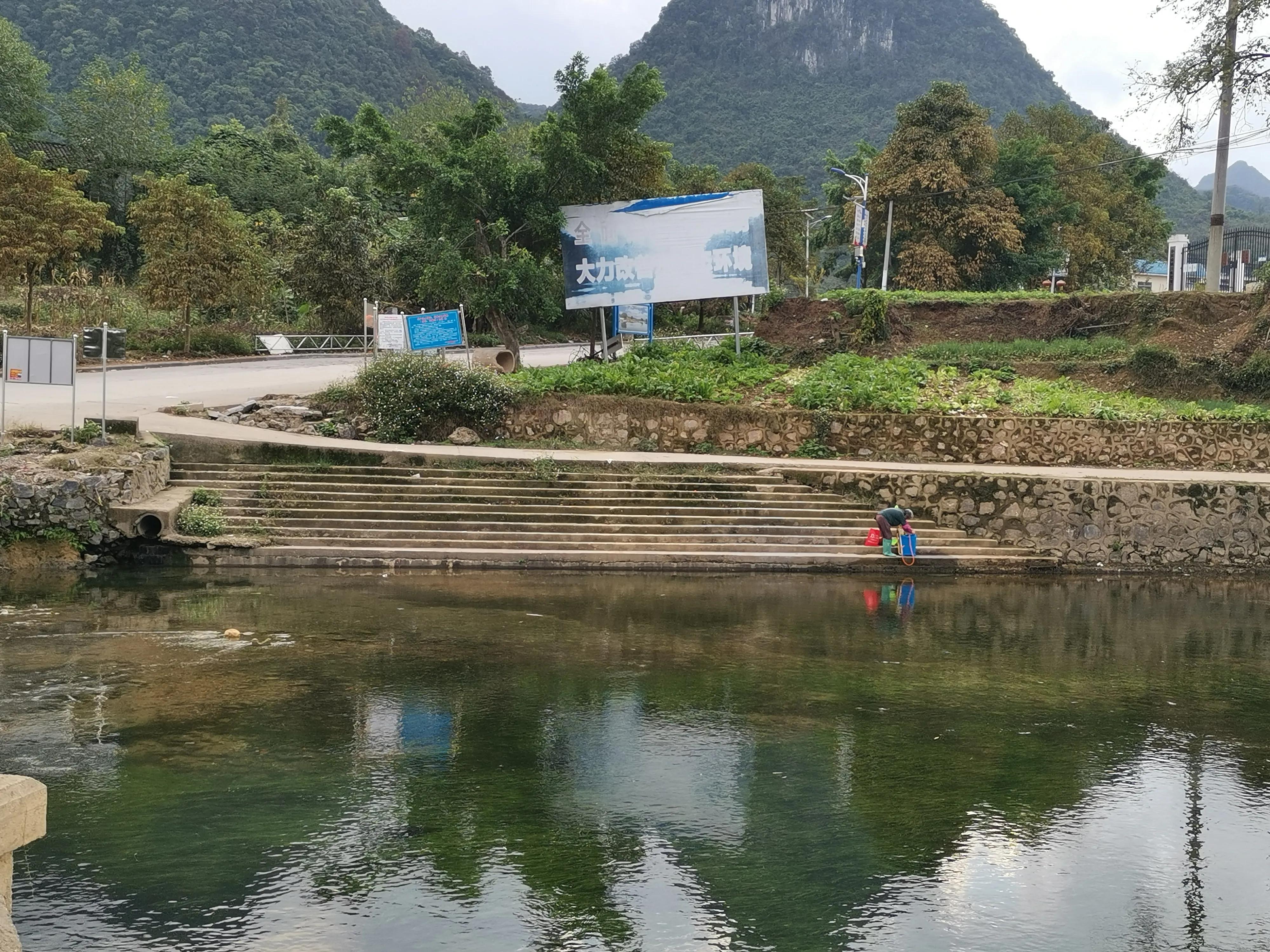 摆摊第181天和182天：河池市罗城县小长安镇和柳州市融水县永乐镇