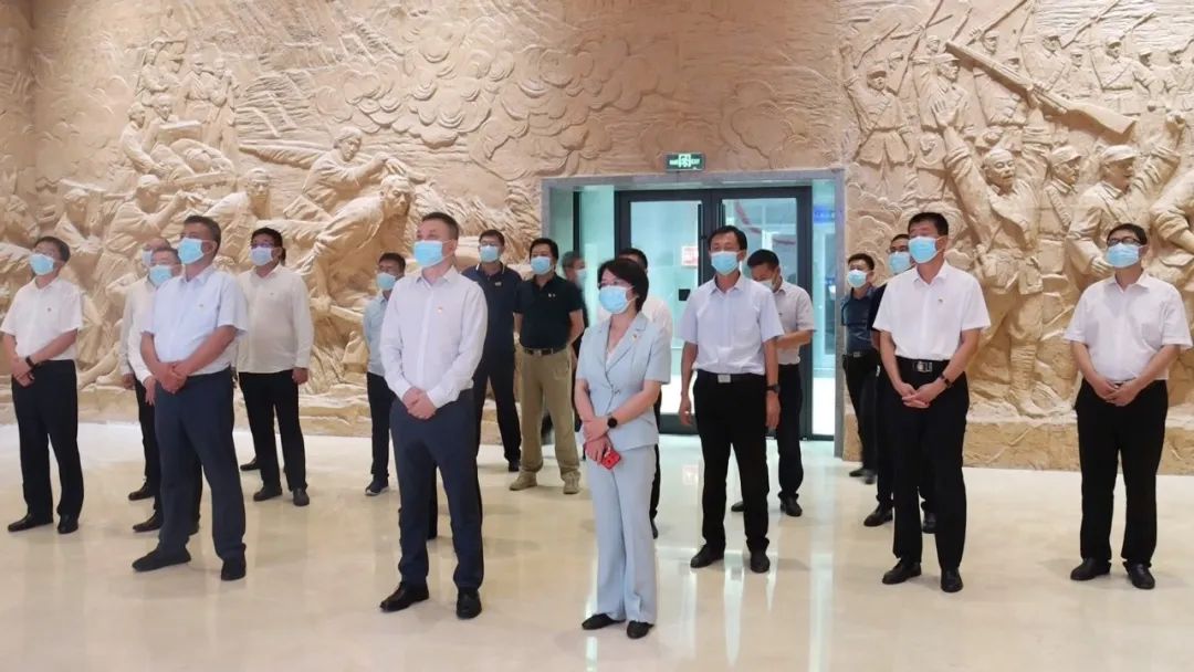 华润集团来我区考察项目洽谈会议,华润集团蒙阴光伏项目