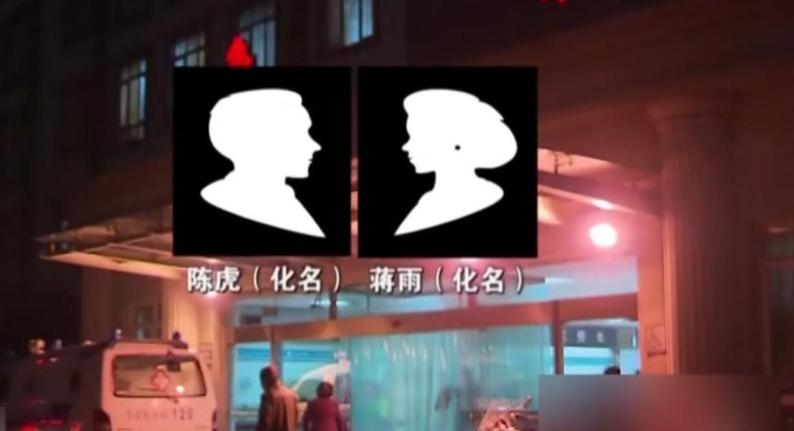 少妇爱上服务员，每月给2万块零花钱，男子居然还要霸占其闺蜜