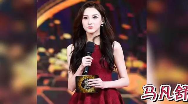 天下足球历届女主持人,天下足球女主持谁最好看