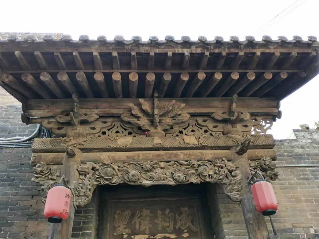 镶嵌在黄土坡上的宅院文化作者：武文英