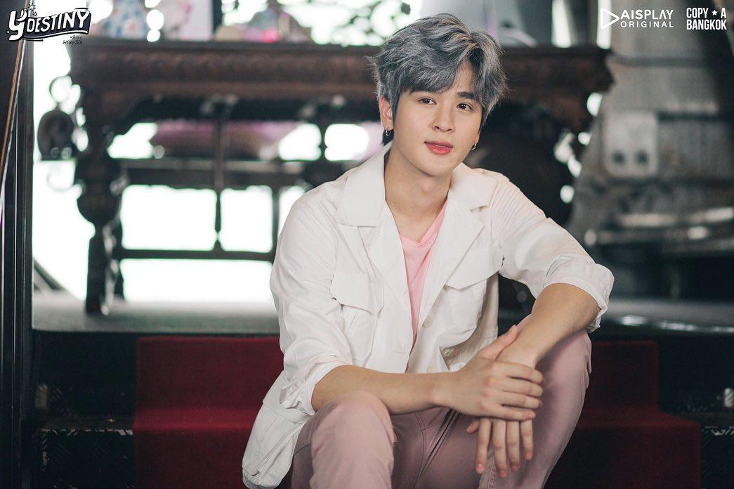 泰国明星直播被中国粉丝调侃,泰国偶像被粉丝围堵