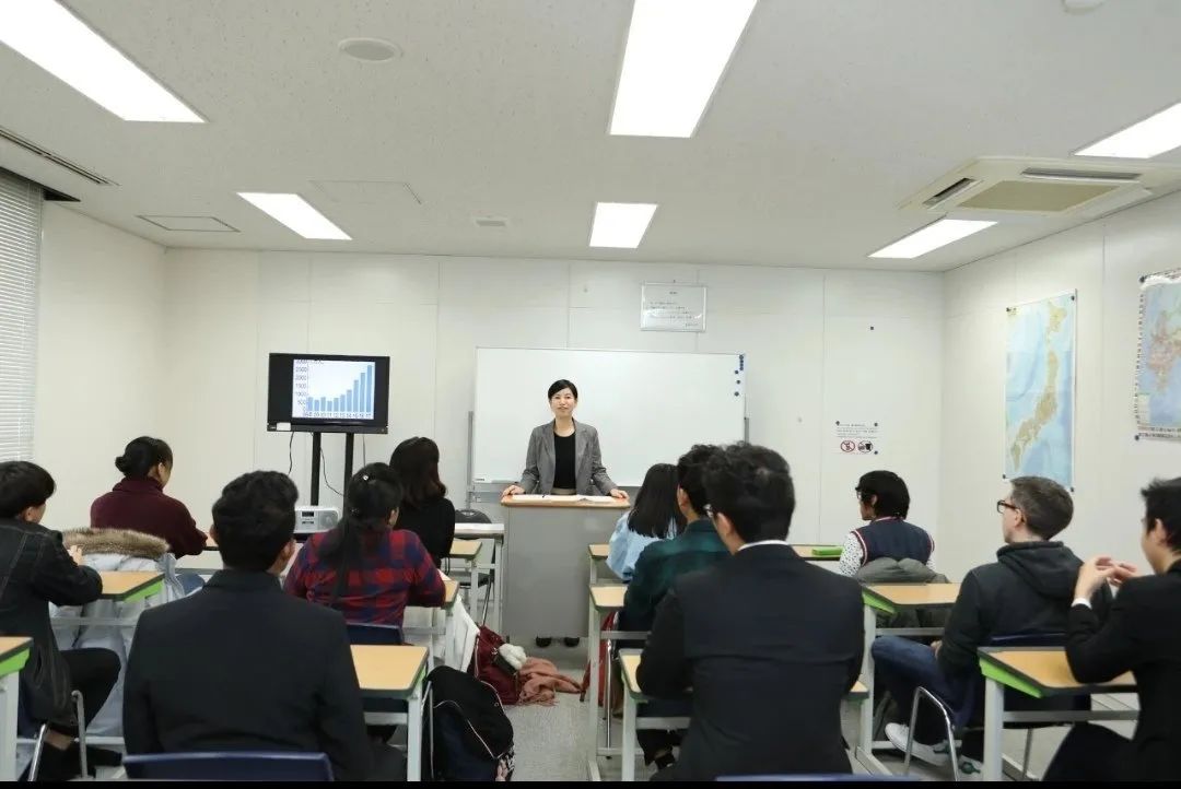 去日本留学必须学日语吗,日本留学最好的语言学校
