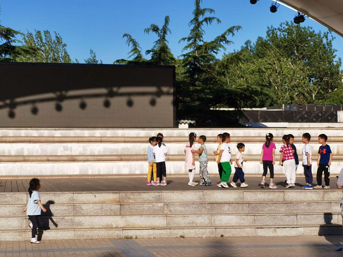 放纵是人生最大的悲哀吗,中年人自我放纵的结果