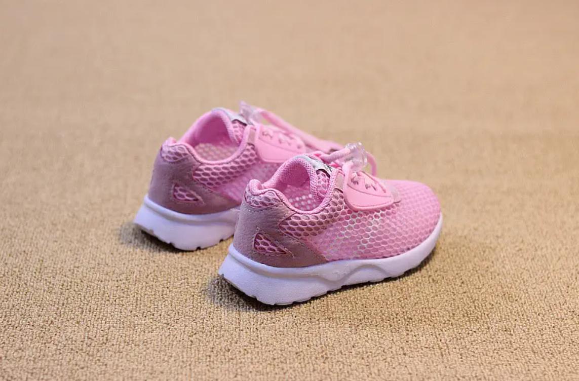 雌激素过高宝宝会畸形吗,怎样预防男童性激素早熟