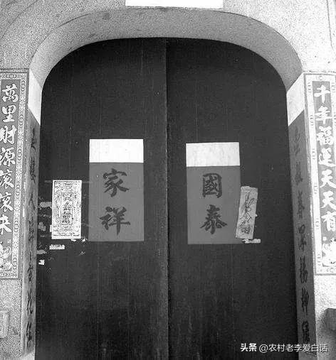 家里老人去世不能贴红对联吗,你见过的春联有哪些