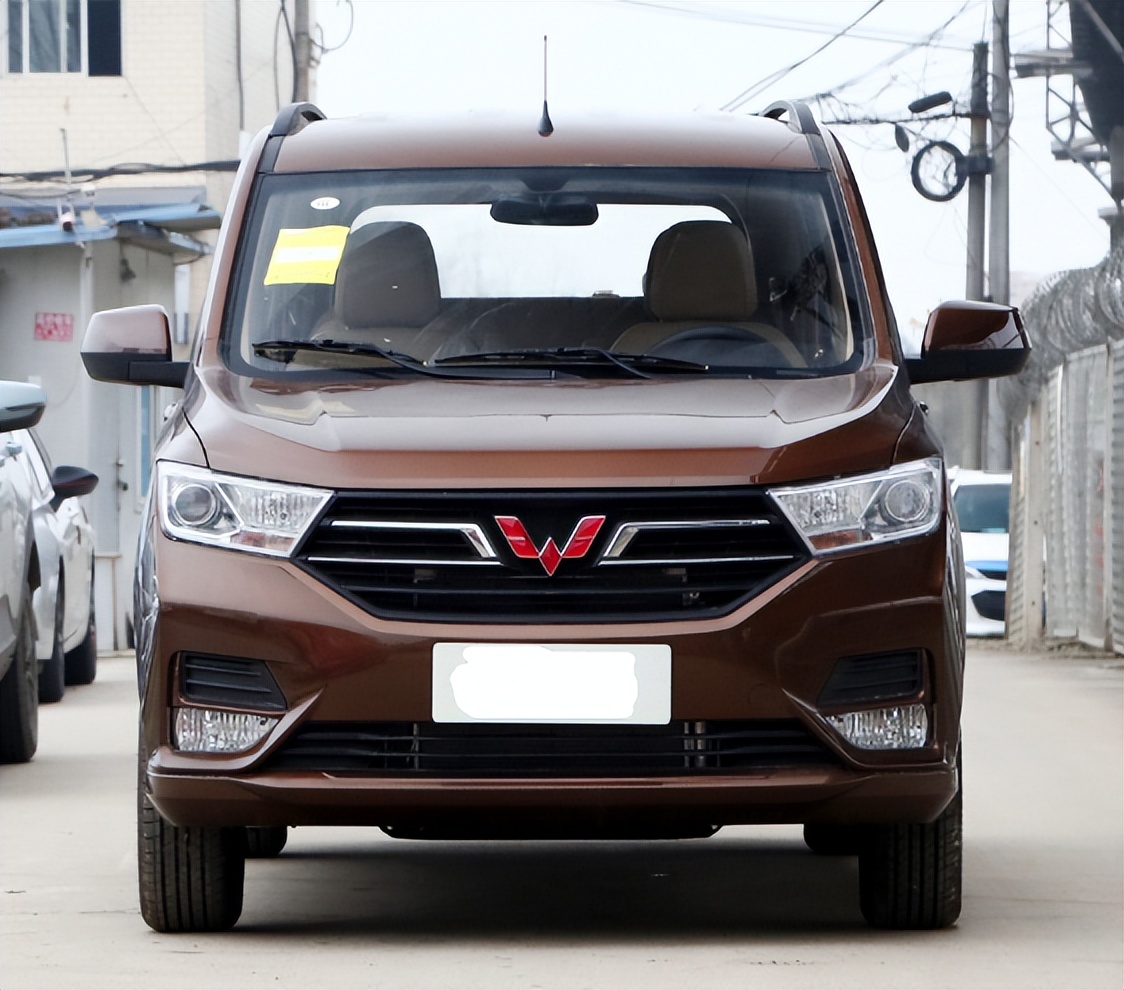 五菱宏光新款说明书,五菱宏光新款与老款区别