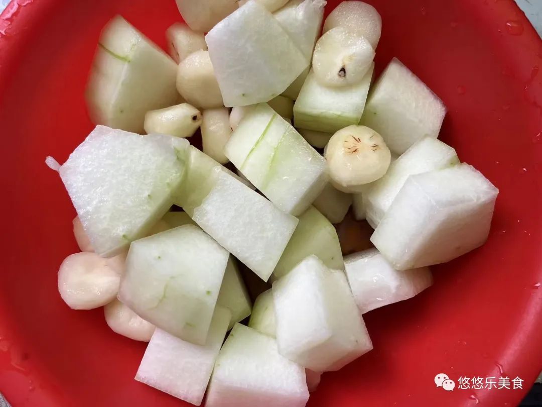 咳嗽痰多煮什么喝对嗓子好,冬季咳嗽嗓子有痰煮什么喝好