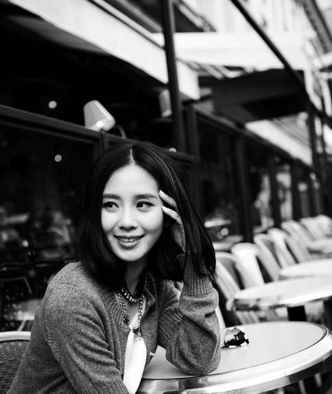 一出道就大方承认整容,出道就被逼着整容