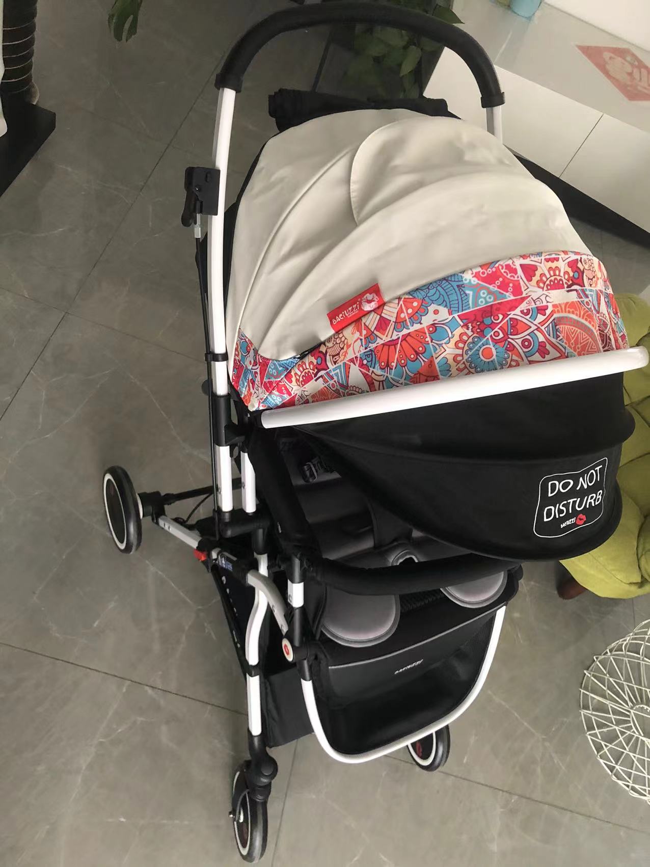 刚当妈妈怎么给孩子选婴儿车,宝宝第一辆婴儿车怎么选