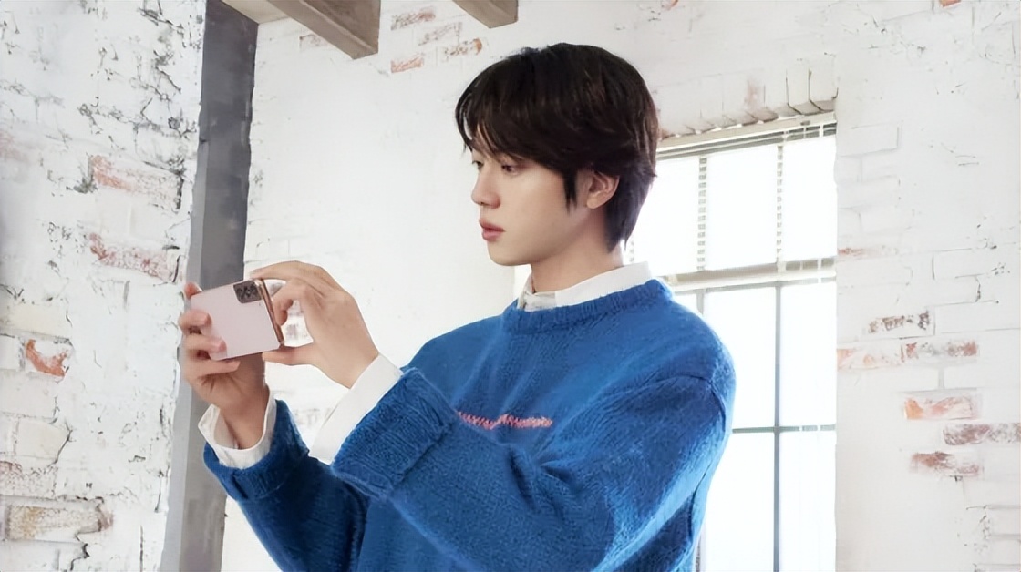 Jin被评为“美国最具影响力人物”，在亚洲男性中排名第一