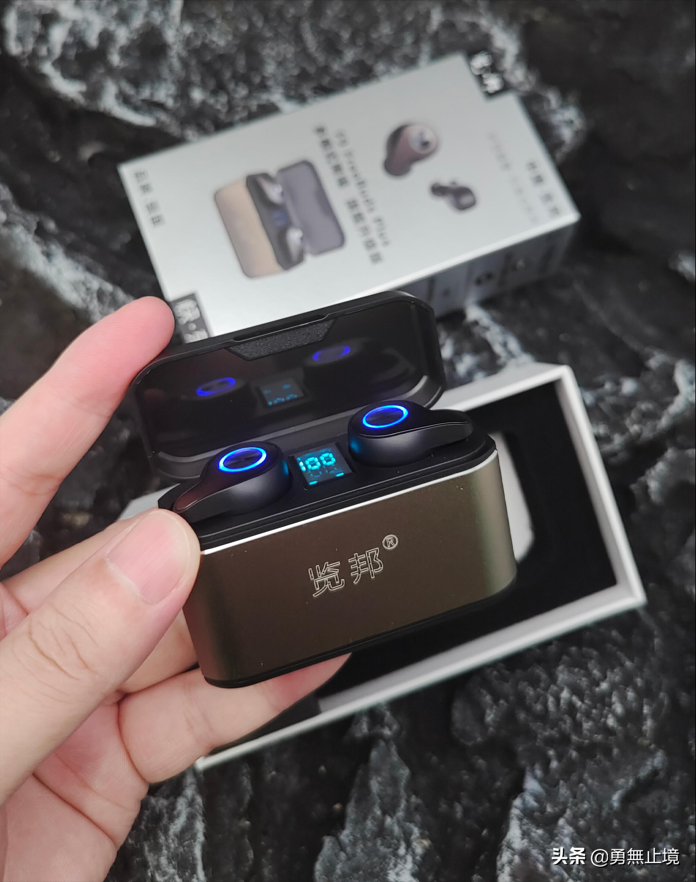 蓝牙耳机哪一款比较好一点,好用的蓝牙耳机哪款比较好