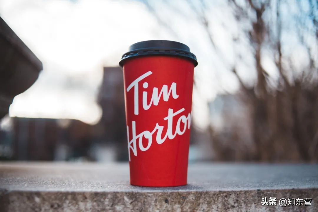 manner咖啡和星巴克,星巴克店员送了杯咖啡